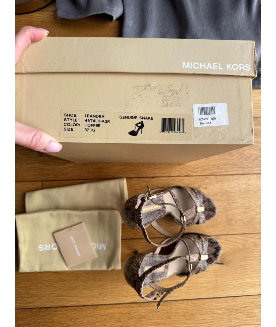 MICHAEL KORS Коричневые босоножки из экзотической кожи, фото 5