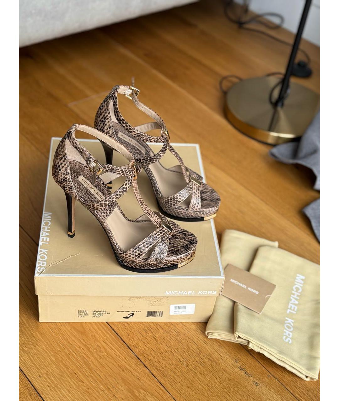 MICHAEL KORS Коричневые босоножки из экзотической кожи, фото 2