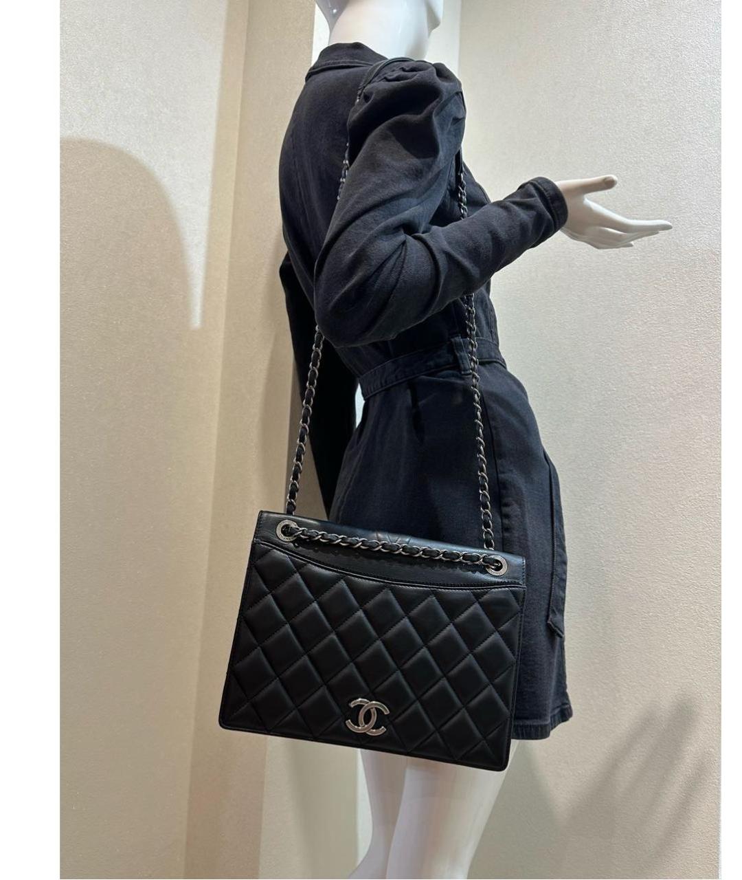 CHANEL Черная кожаная сумка через плечо, фото 3