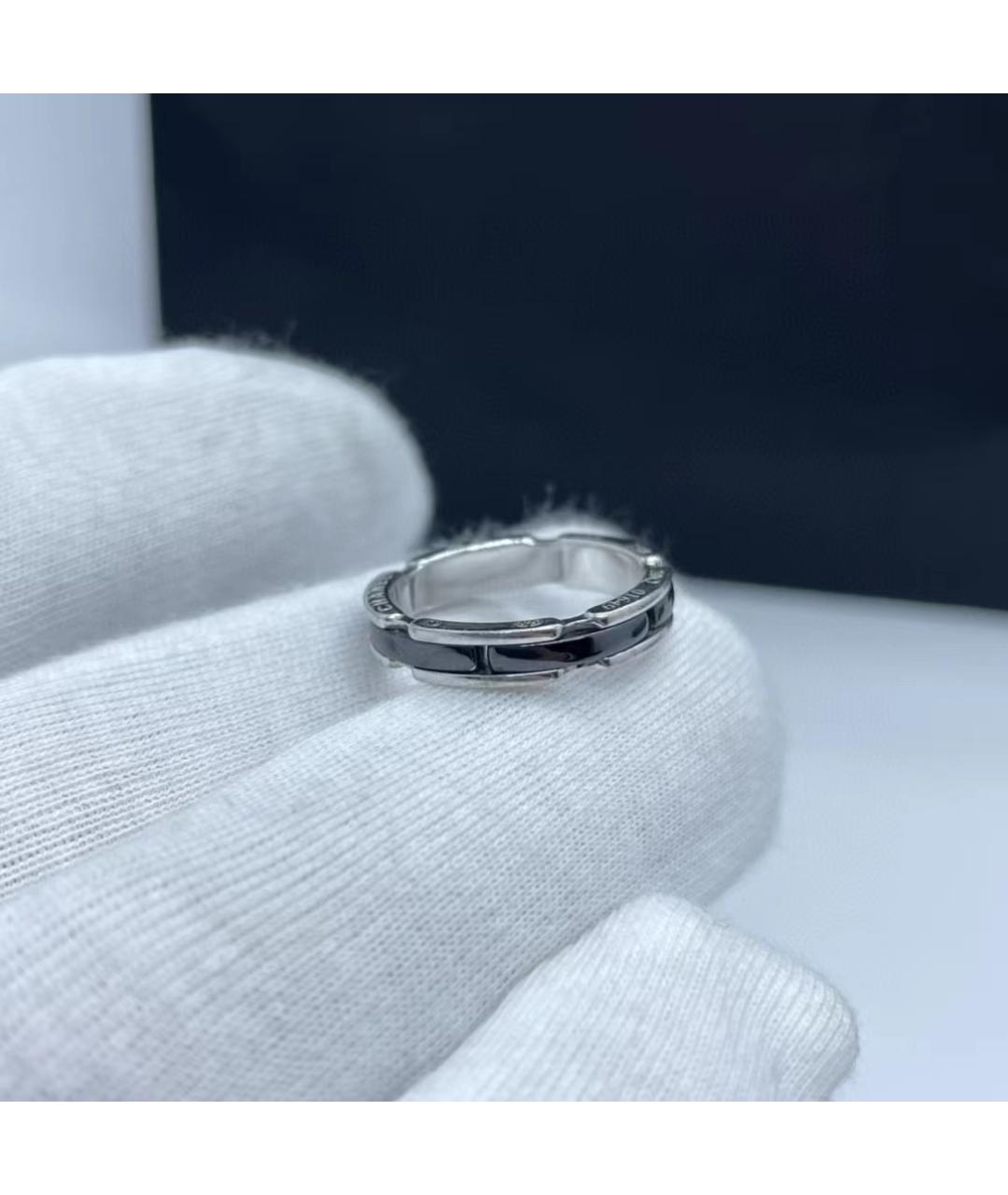 CHANEL PRE-OWNED Черное кольцо из белого золота, фото 2