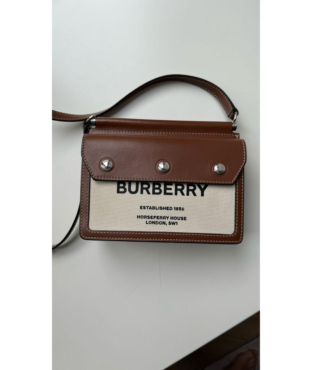 BURBERRY Title