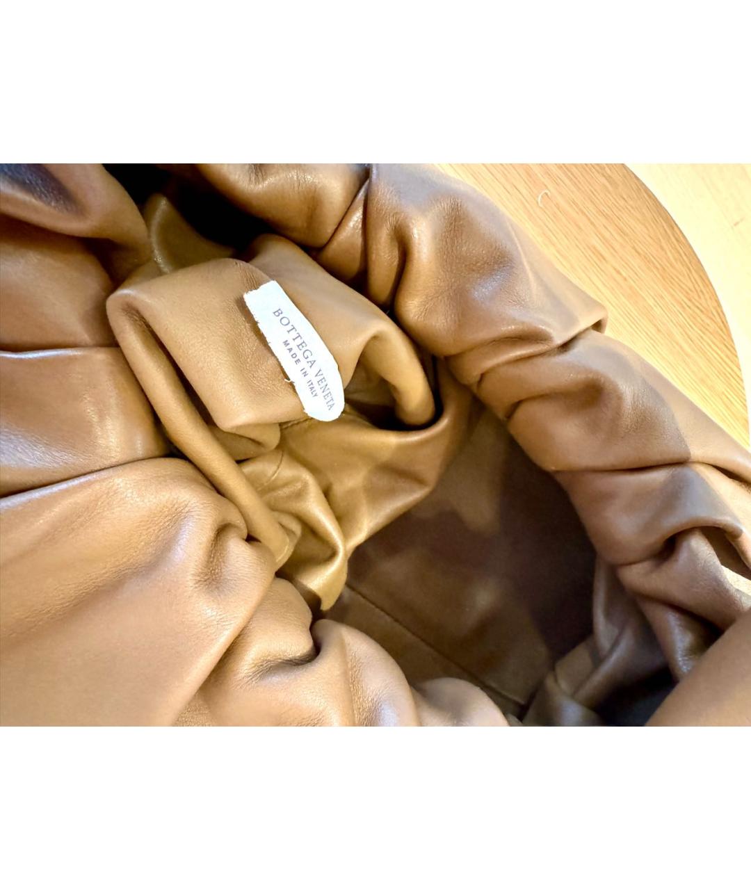 BOTTEGA VENETA Бежевая кожаная сумка с короткими ручками, фото 4