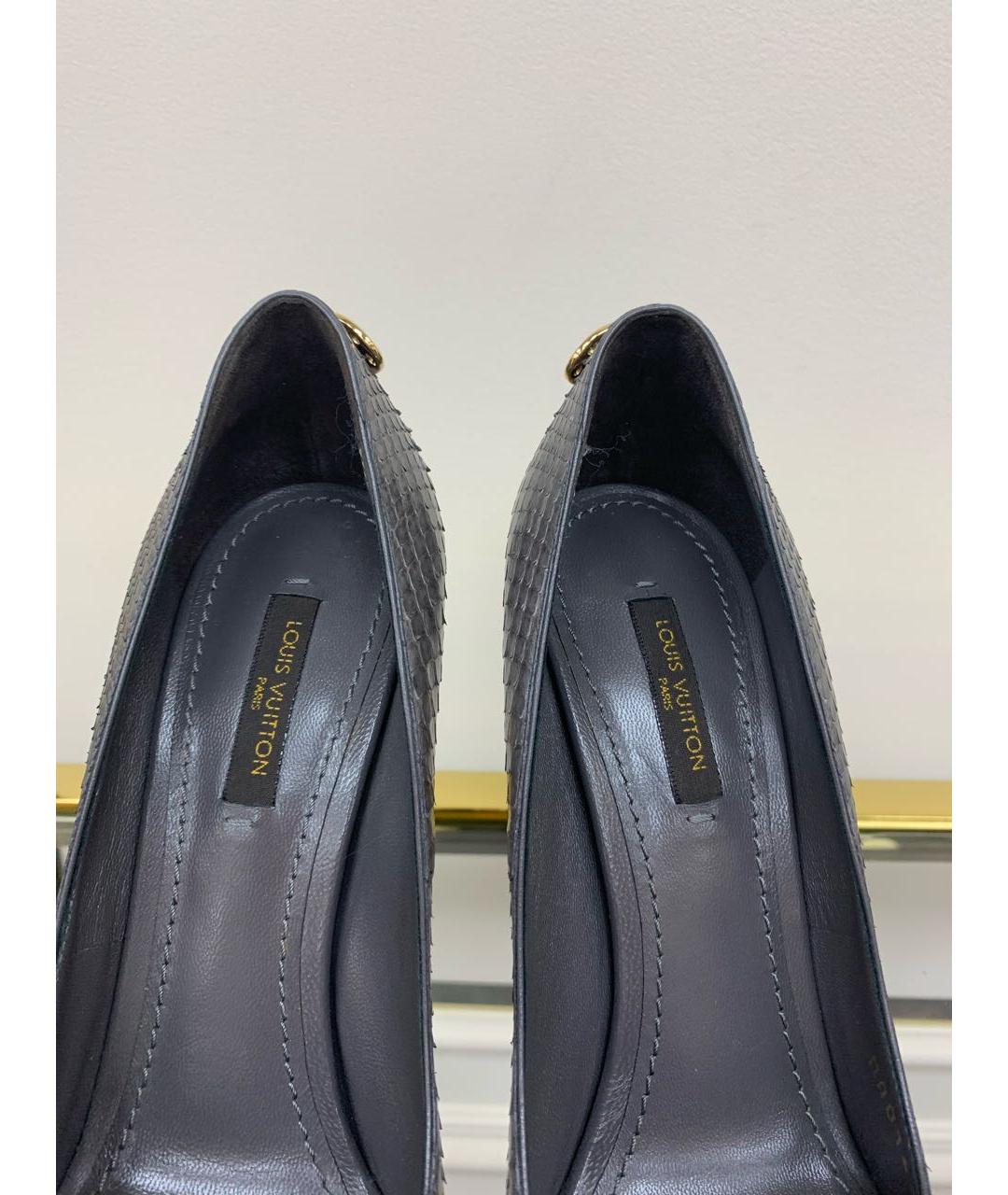 LOUIS VUITTON Серые туфли из экзотической кожи, фото 3