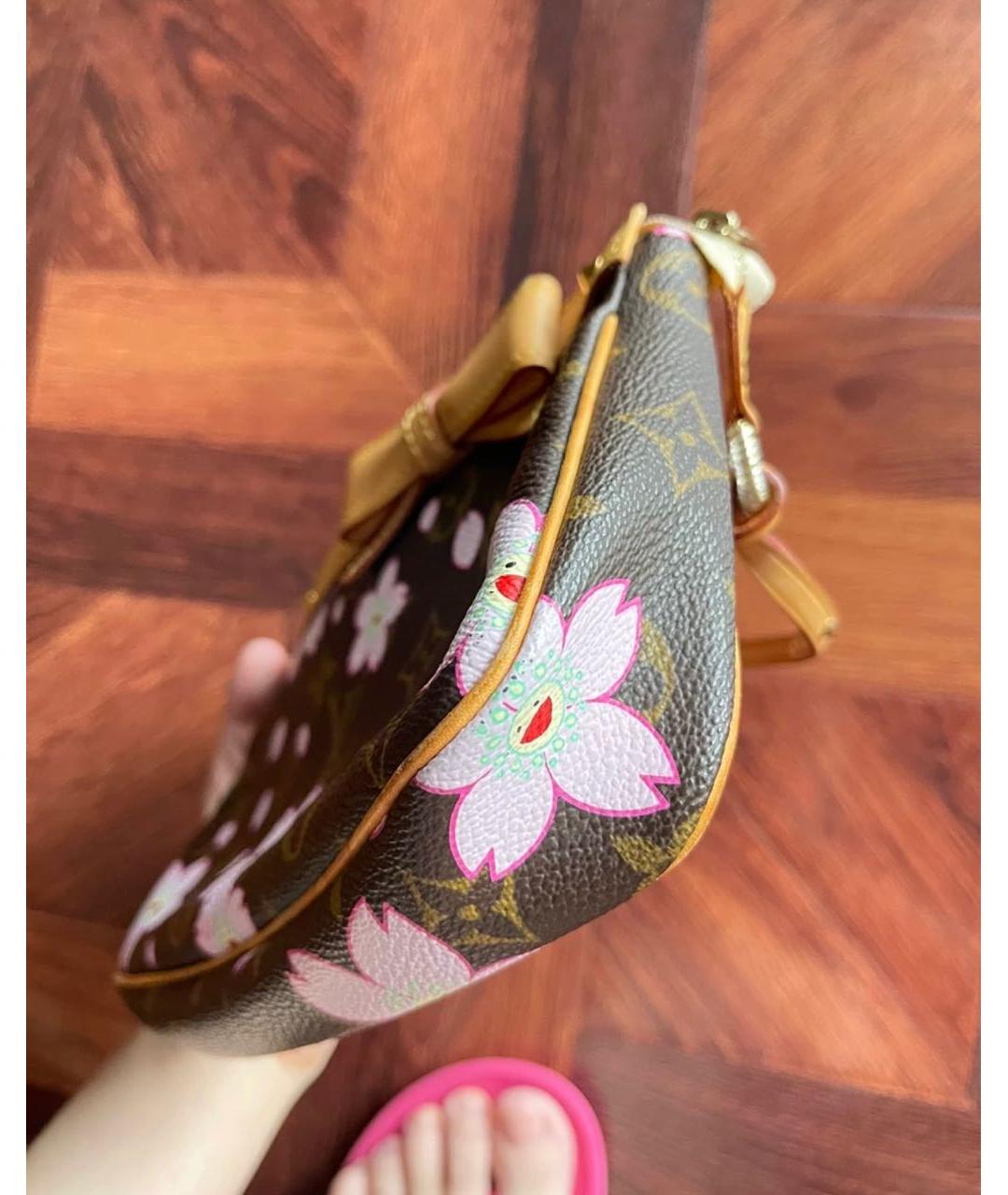 LOUIS VUITTON Коричневая кожаная сумка с короткими ручками, фото 6