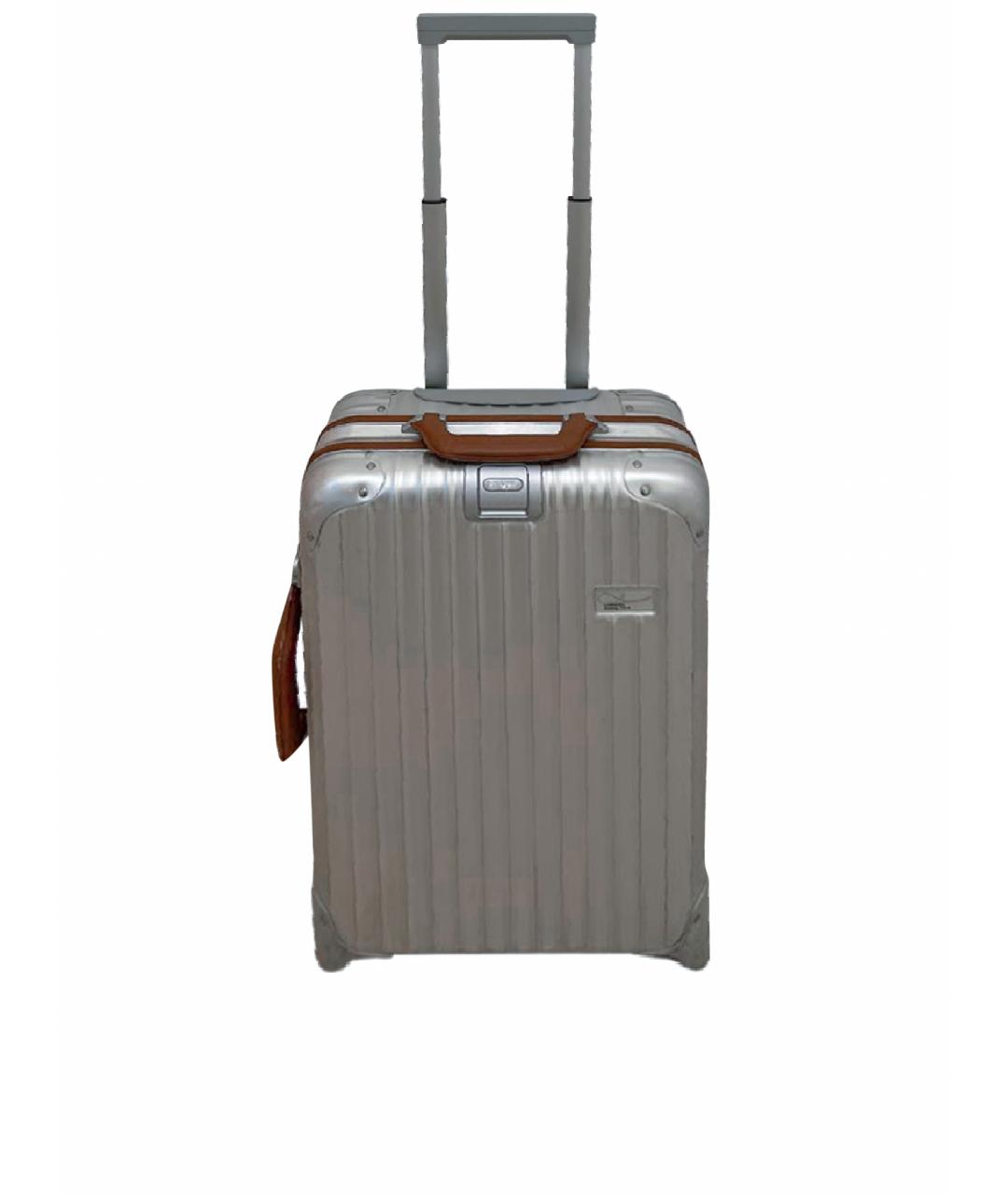 Rimowa Серебрянный чемодан, фото 1