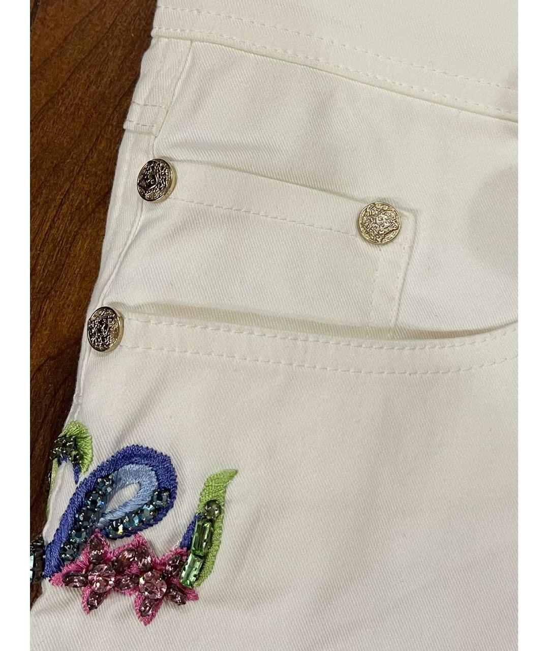 VERSACE Белые хлопко-эластановые джинсы клеш, фото 6
