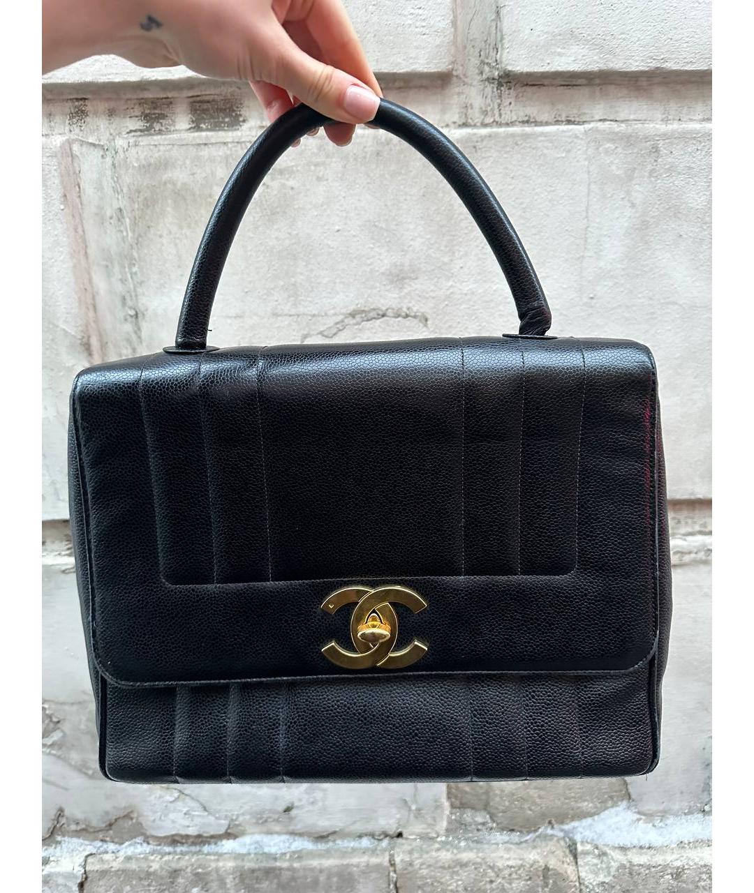CHANEL Черная кожаная сумка с короткими ручками, фото 10