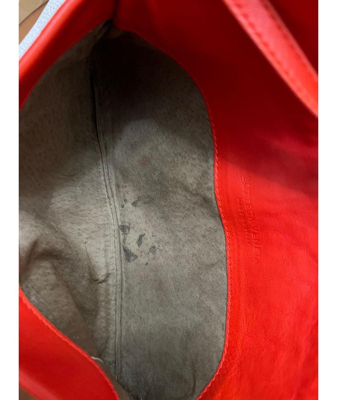 BOTTEGA VENETA Красная кожаная сумка через плечо, фото 6