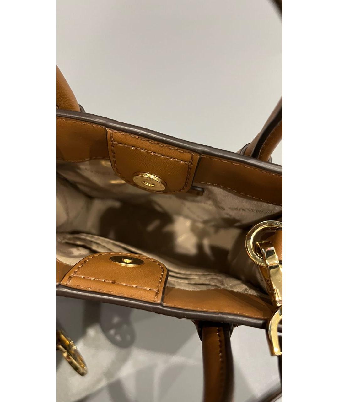 MICHAEL KORS Коричневая кожаная сумка через плечо, фото 8