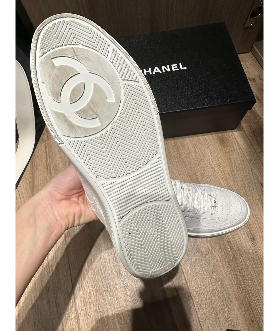 CHANEL Белые кожаные кроссовки, фото 8