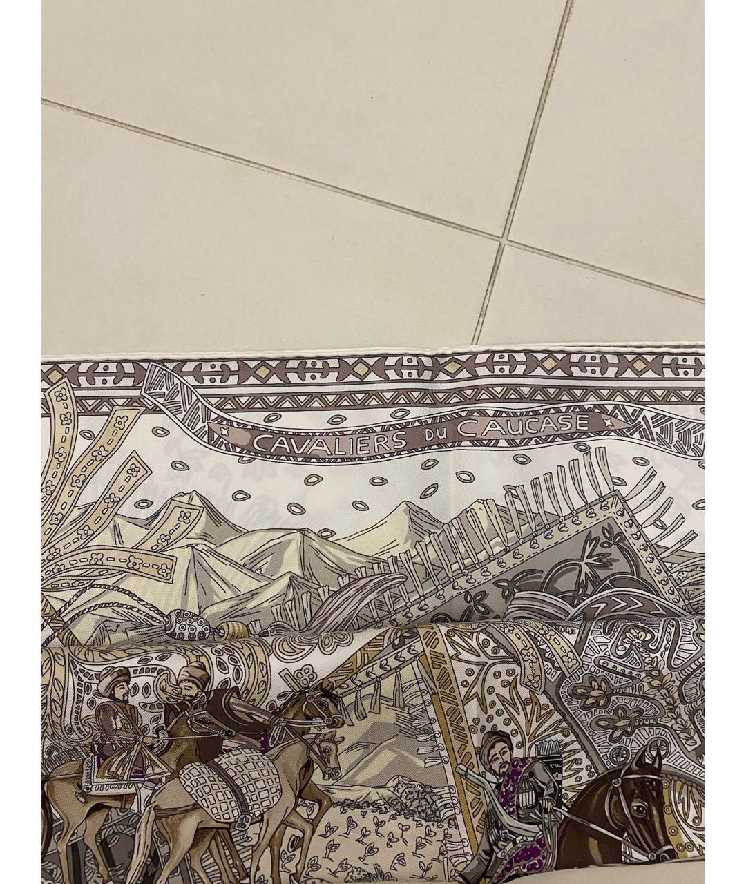 HERMES Бежевый шелковый платок, фото 5