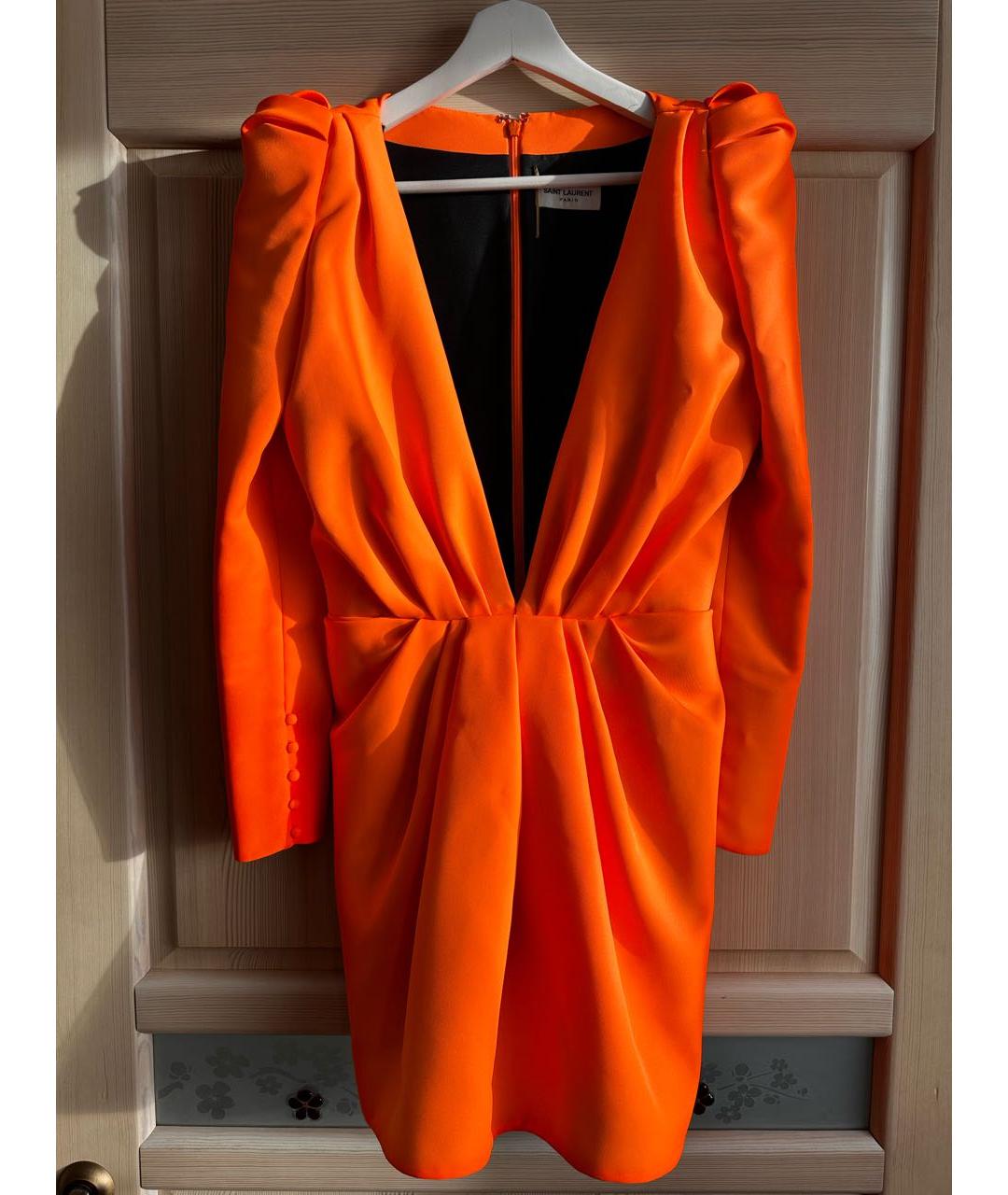 SAINT LAURENT Оранжевое полиэстеровое коктейльное платье, фото 5