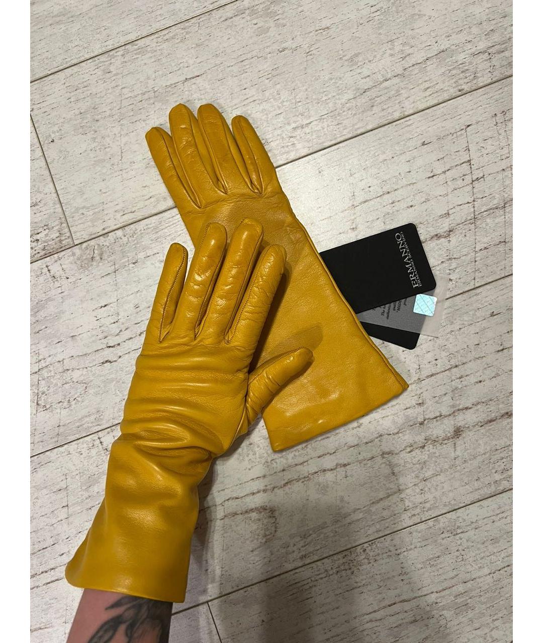 ERMANNO SCERVINO Желтые кожаные перчатки, фото 4