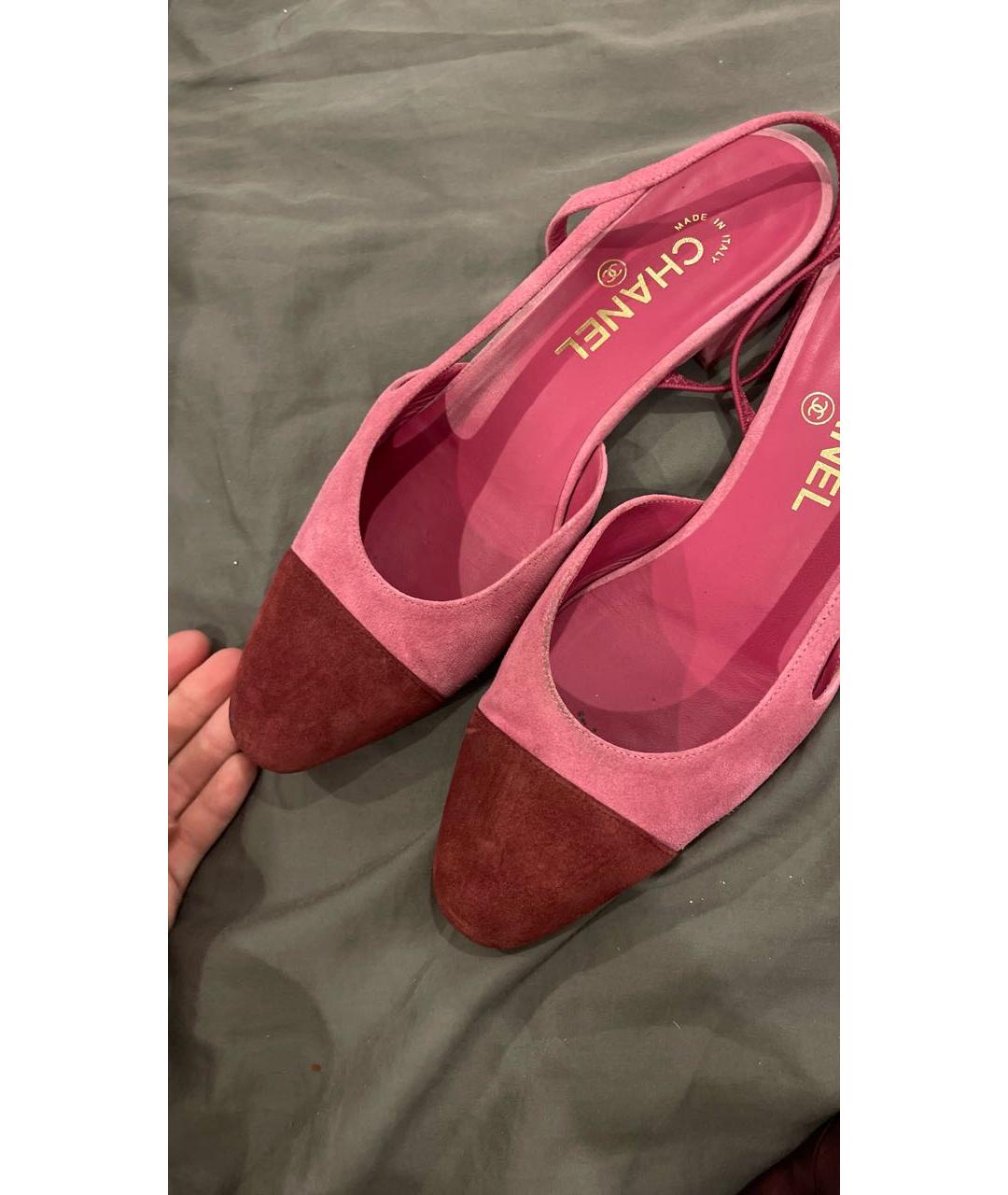 CHANEL PRE-OWNED Розовые замшевые туфли, фото 2