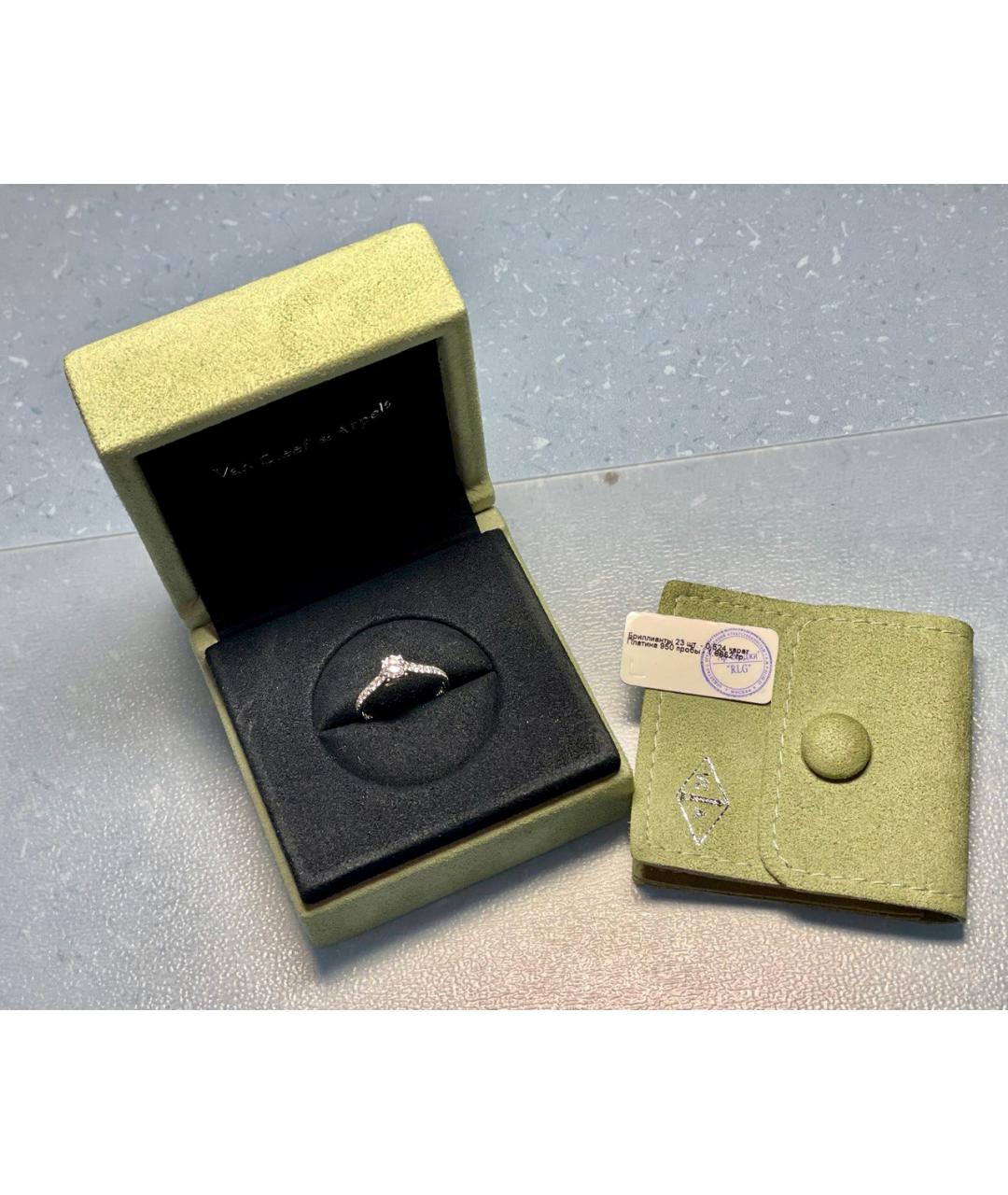 VAN CLEEF & ARPELS Белое платиновое кольцо, фото 2
