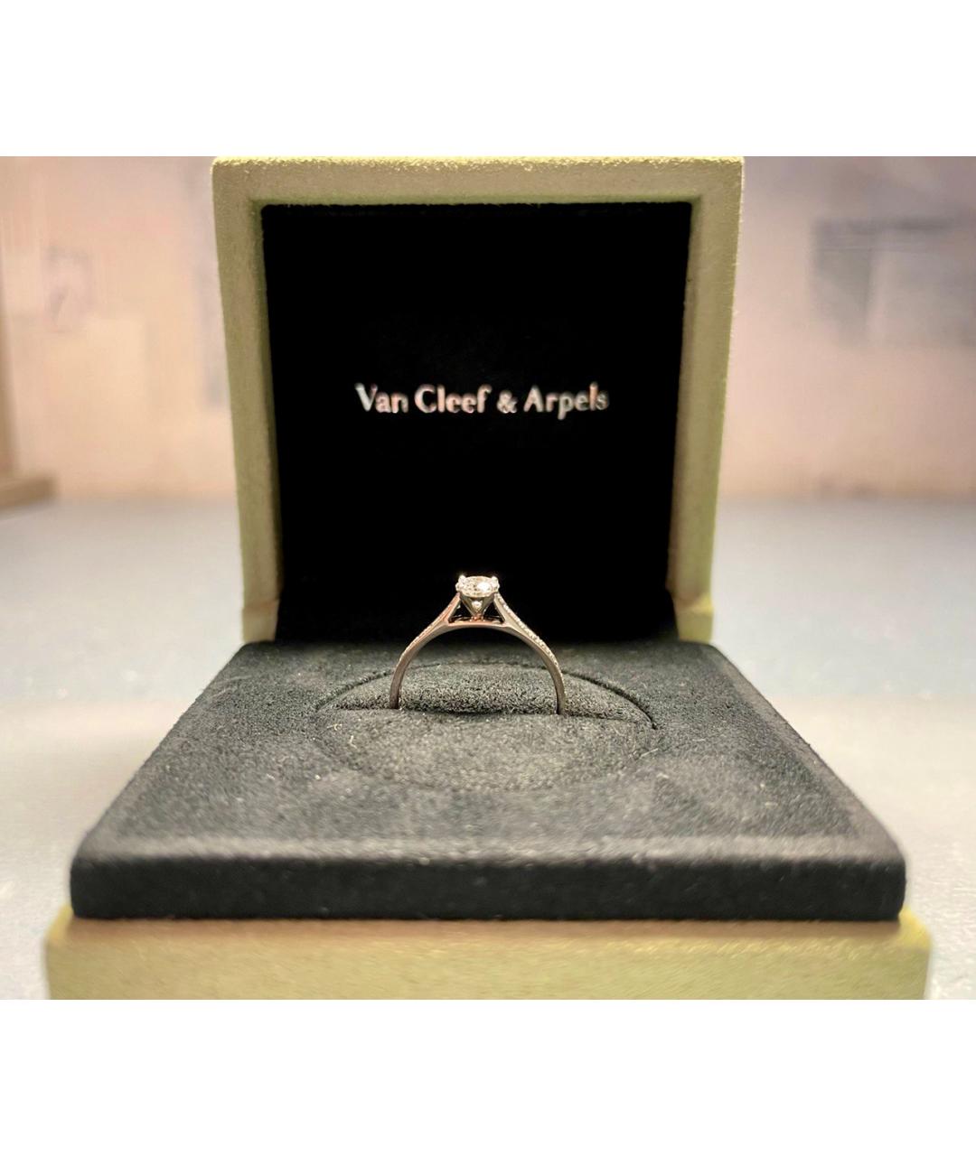VAN CLEEF & ARPELS Белое платиновое кольцо, фото 3