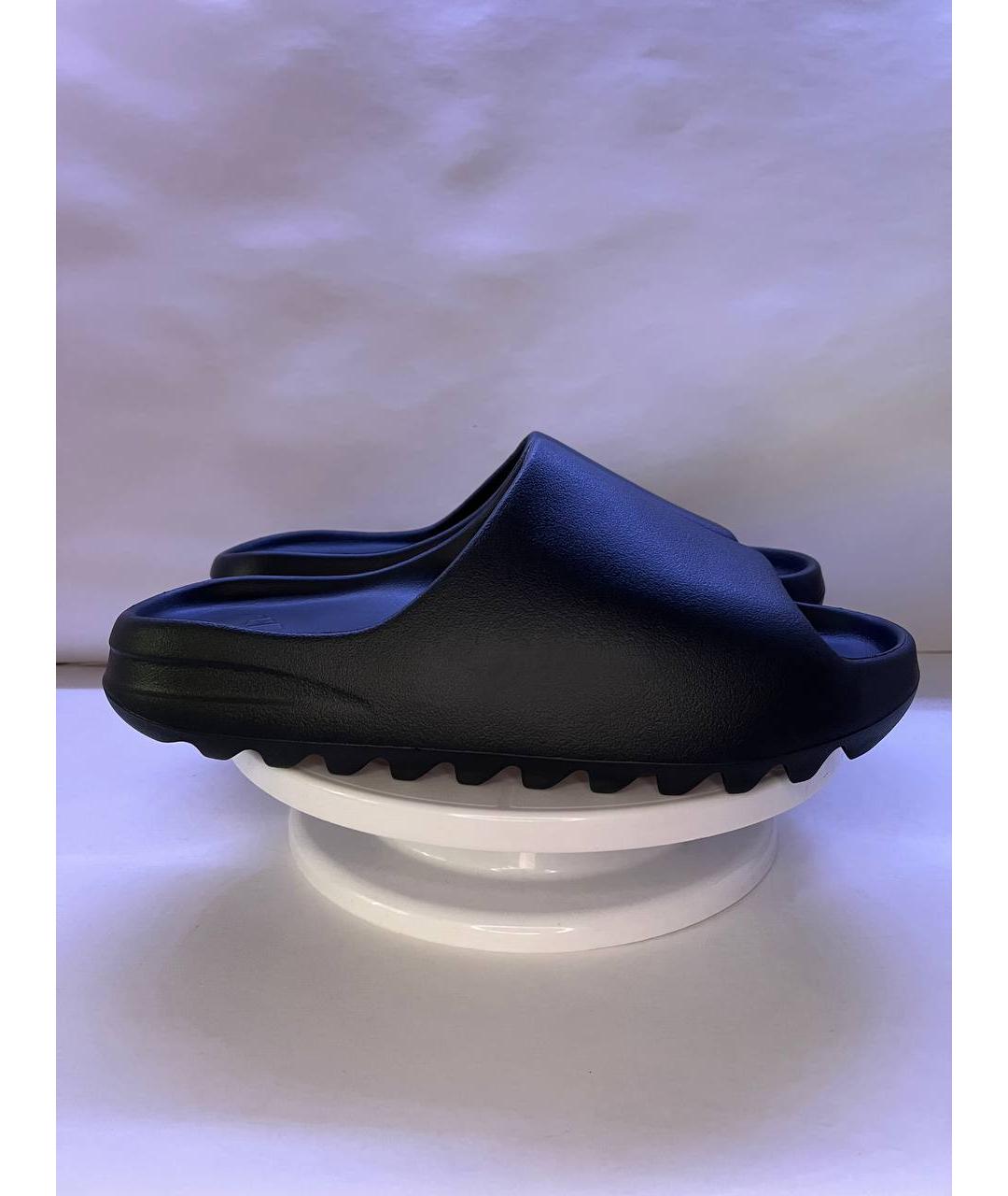 adidas yeezy slippers black