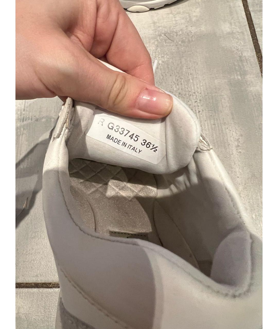 CHANEL PRE-OWNED Белые замшевые кроссовки, фото 7
