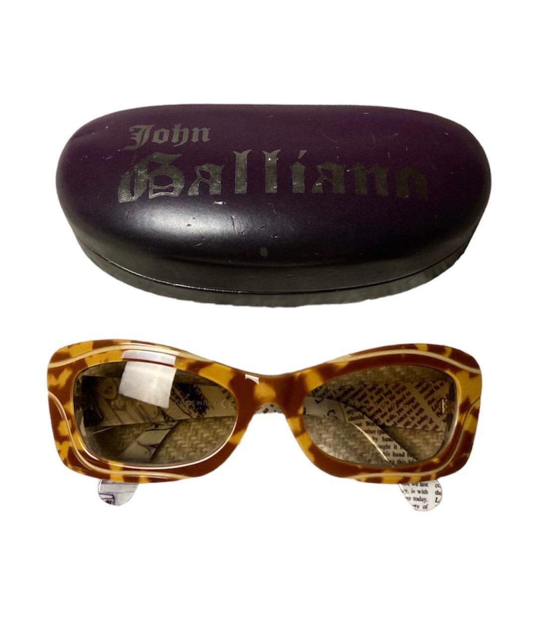 JOHN GALLIANO Коричневые пластиковые солнцезащитные очки, фото 2