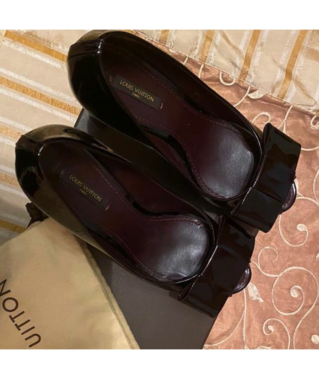 LOUIS VUITTON PRE-OWNED Бордовые туфли из лакированной кожи, фото 3