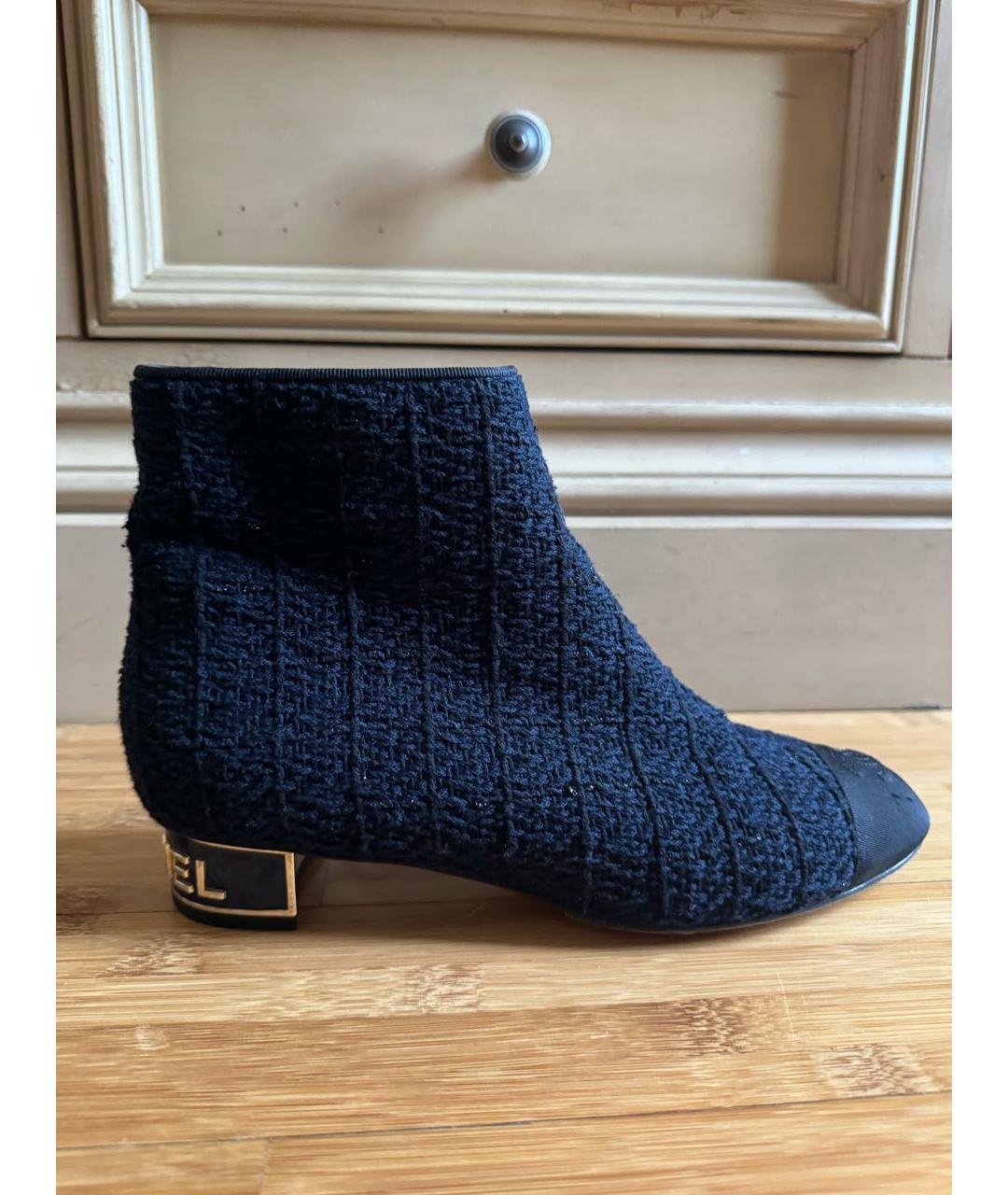CHANEL PRE-OWNED Темно-синие текстильные ботинки, фото 9