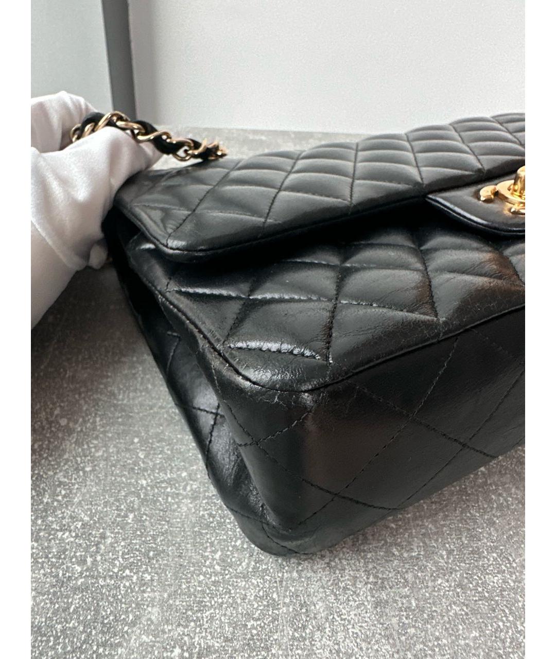 CHANEL Черная кожаная сумка с короткими ручками, фото 6