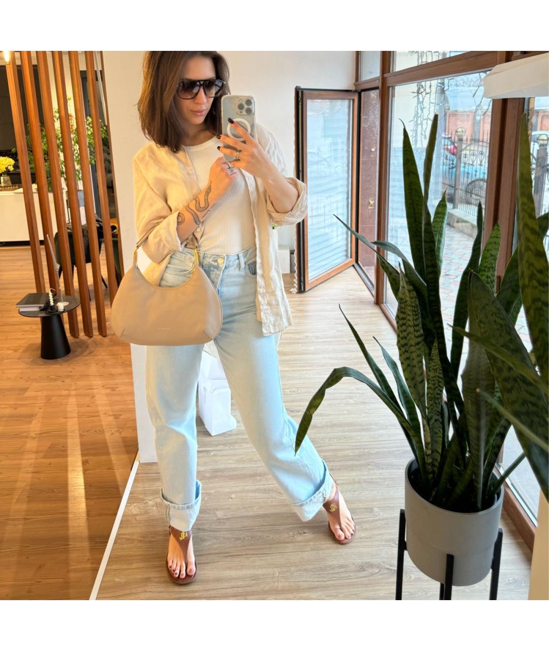 COCCINELLE Бежевая кожаная сумка с короткими ручками, фото 8