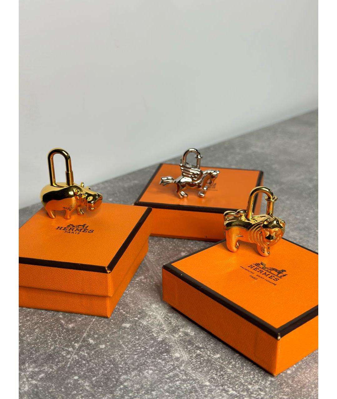 HERMES Золотой брелок, фото 4