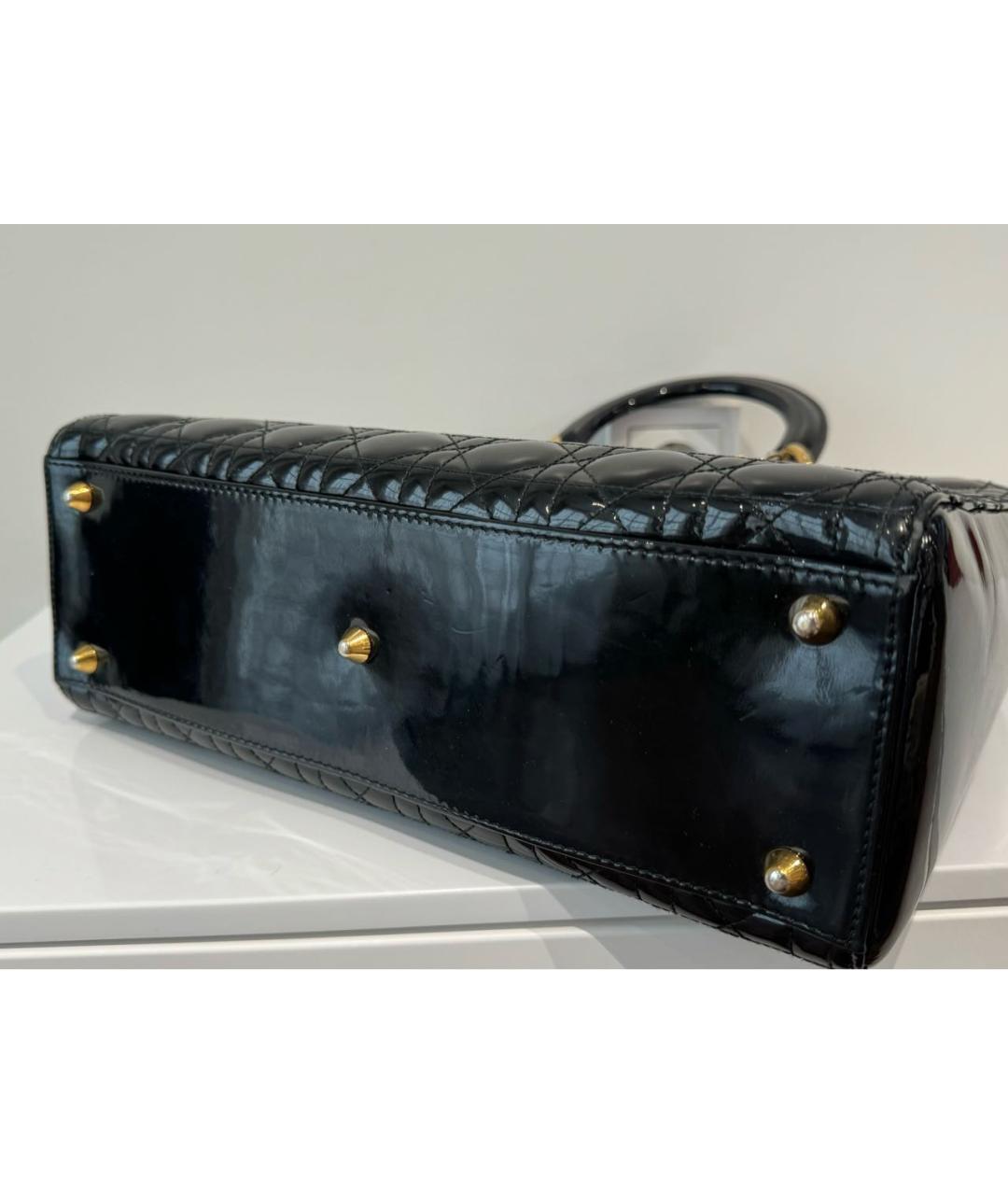 CHRISTIAN DIOR PRE-OWNED Черная сумка с короткими ручками из лакированной кожи, фото 7