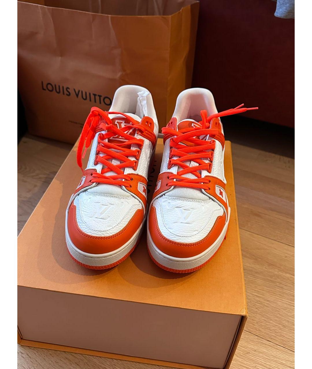 LOUIS VUITTON PRE-OWNED Оранжевое кожаные низкие кроссовки / кеды, фото 2