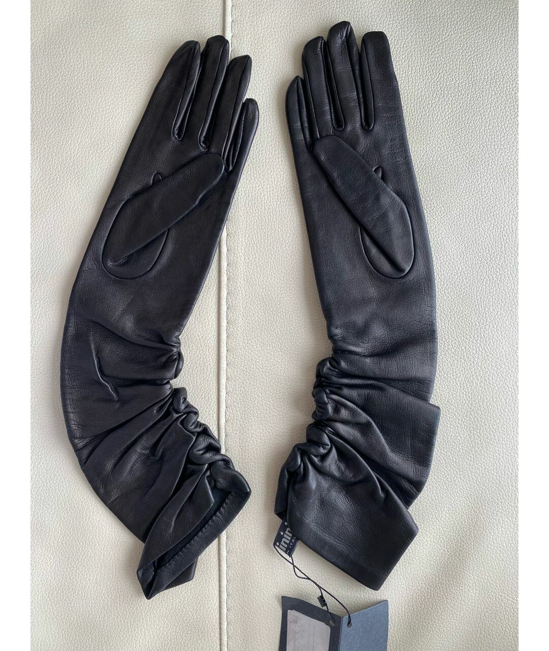 BALDININI Черные кожаные перчатки, фото 3
