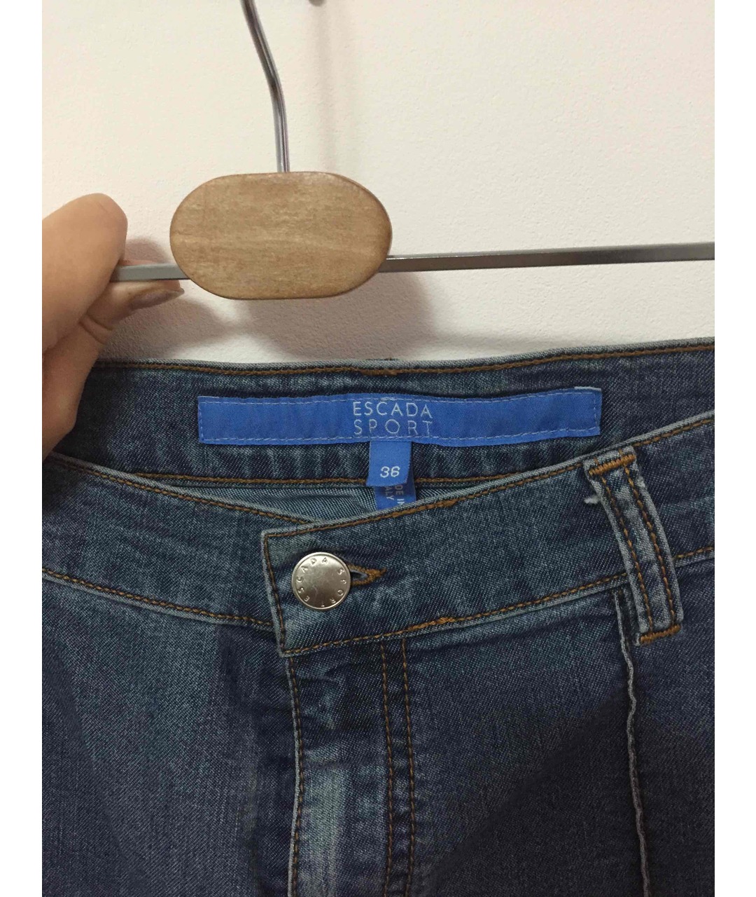 ESCADA Синие хлопко-полиэстеровые джинсы клеш, фото 3