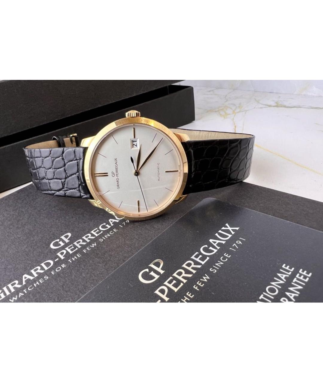 GIRARD PERREGAUX Белые часы из розового золота, фото 3