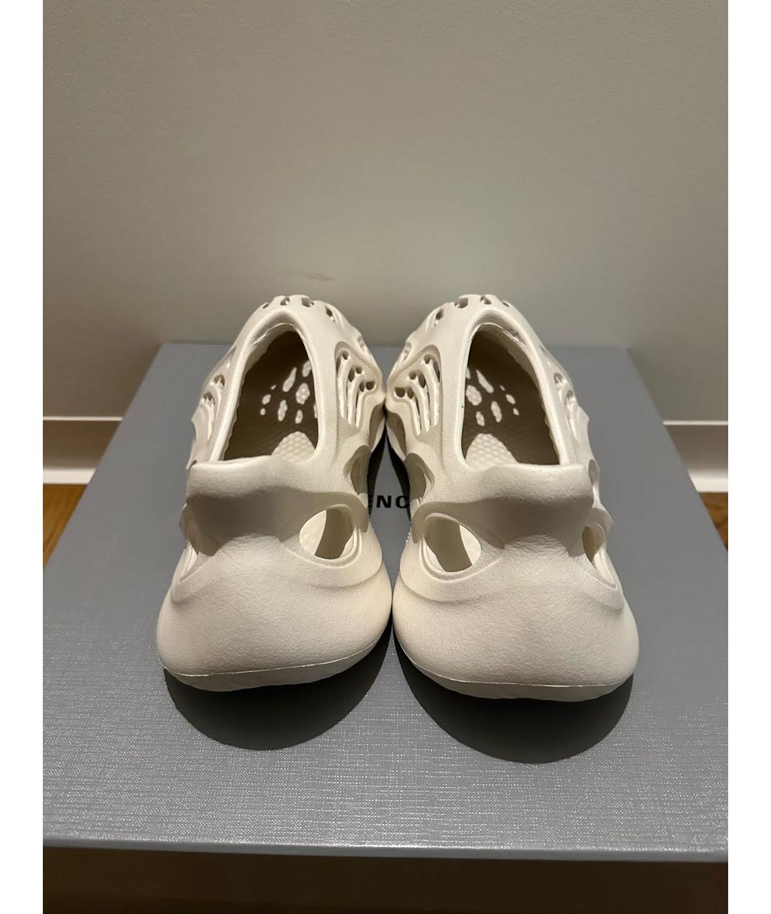 ADIDAS YEEZY Белые низкие кроссовки / кеды, фото 4