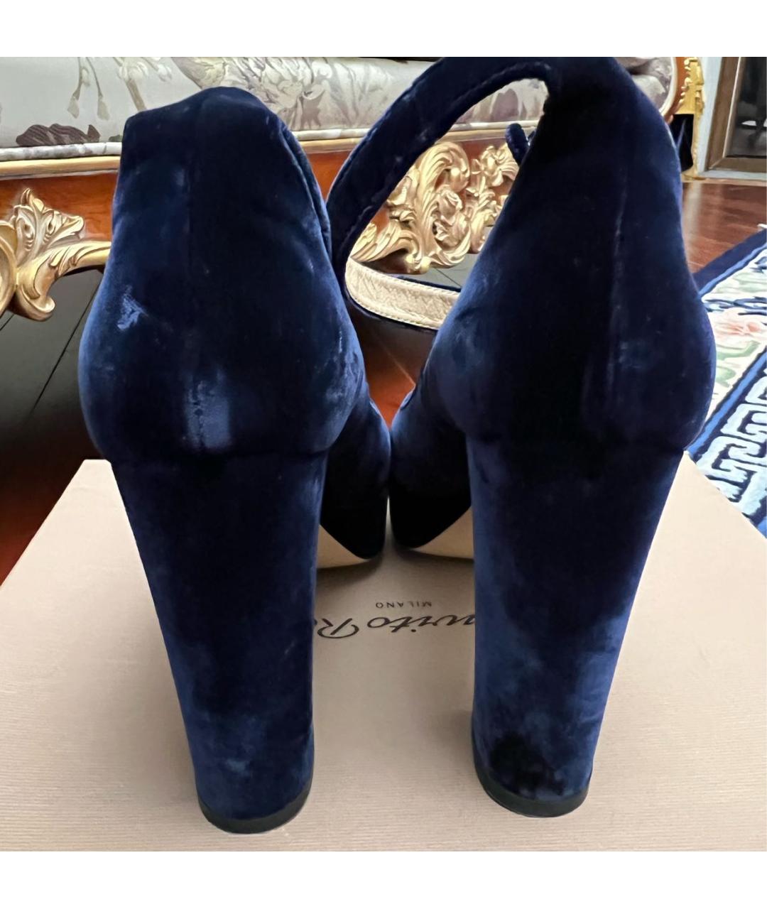 GIANVITO ROSSI Темно-синие бархатные туфли, фото 3