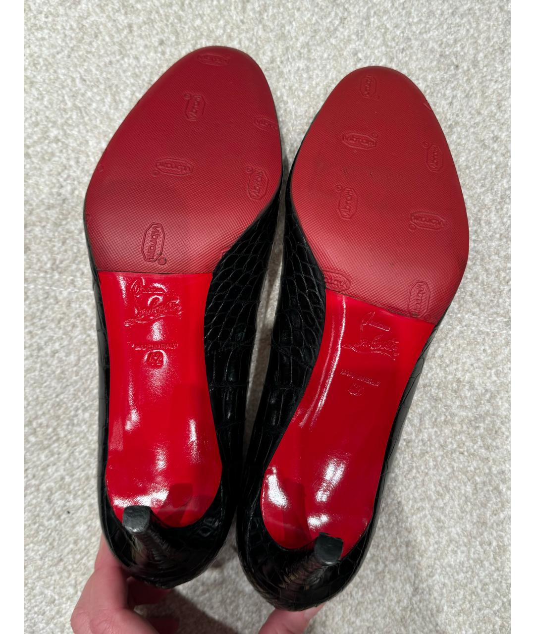 CHRISTIAN LOUBOUTIN Черные туфли из экзотической кожи, фото 5