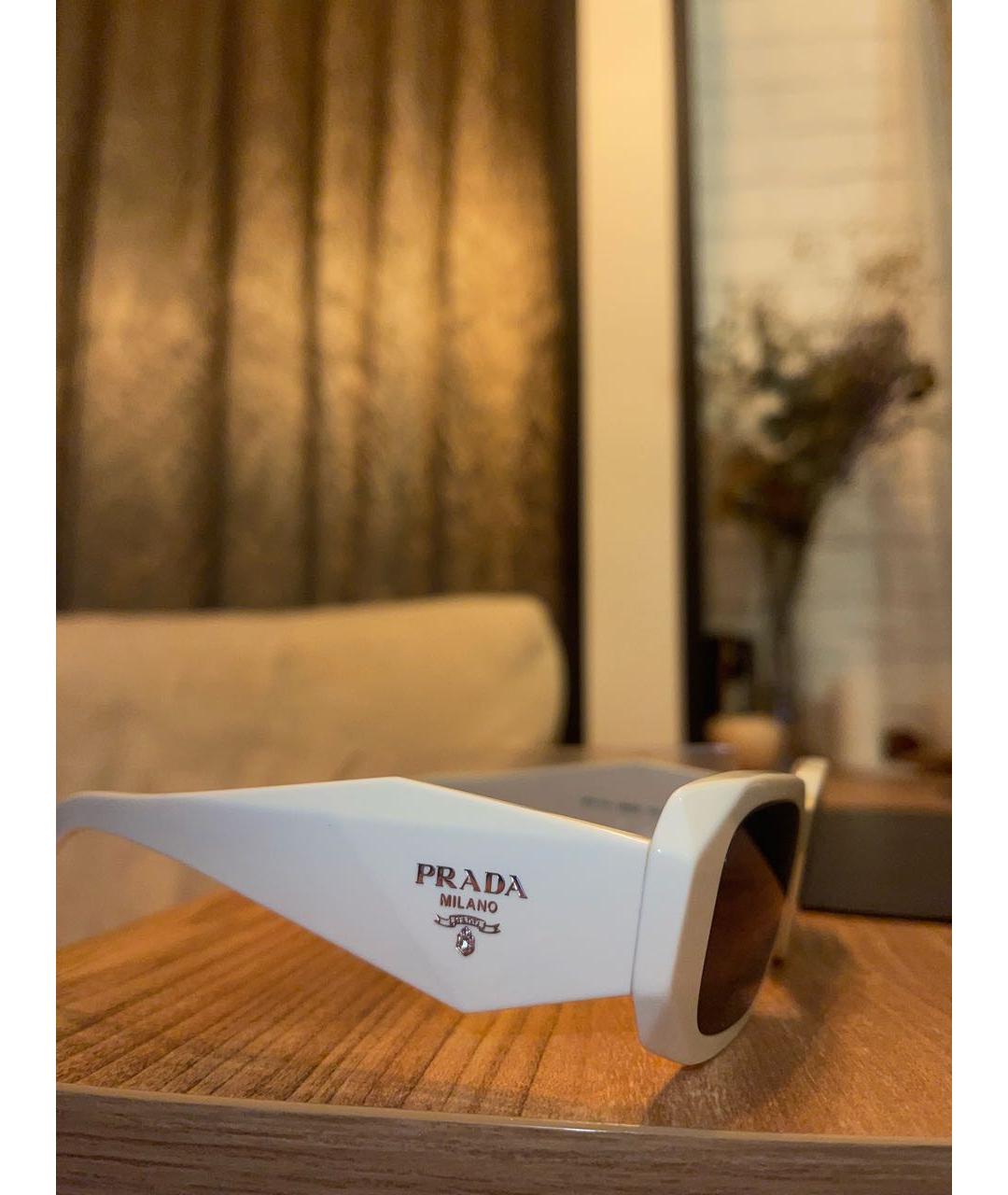 PRADA Белые солнцезащитные очки, фото 3