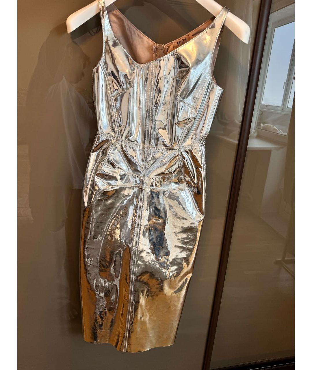 NO. 21 Серебряное полиэстеровое коктейльное платье, фото 9