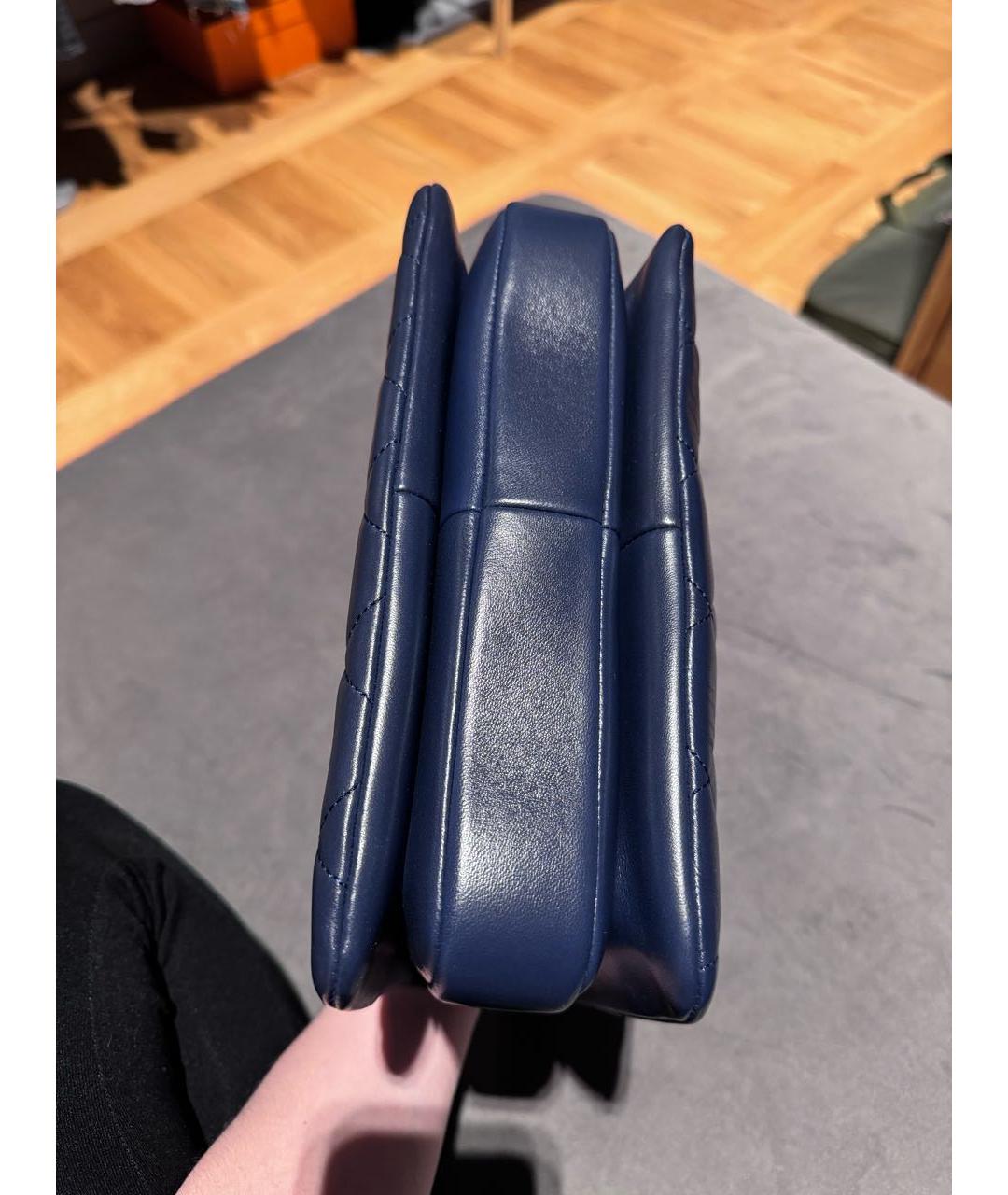 CHANEL PRE-OWNED Темно-синяя кожаная сумка с короткими ручками, фото 5