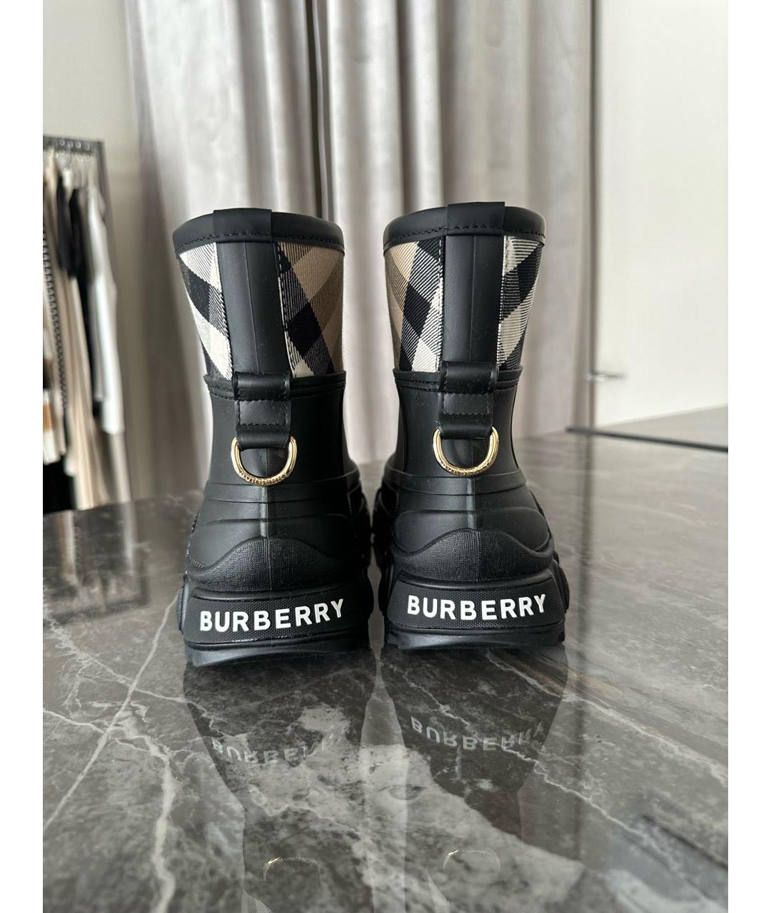 BURBERRY Черные резиновые ботинки, фото 2