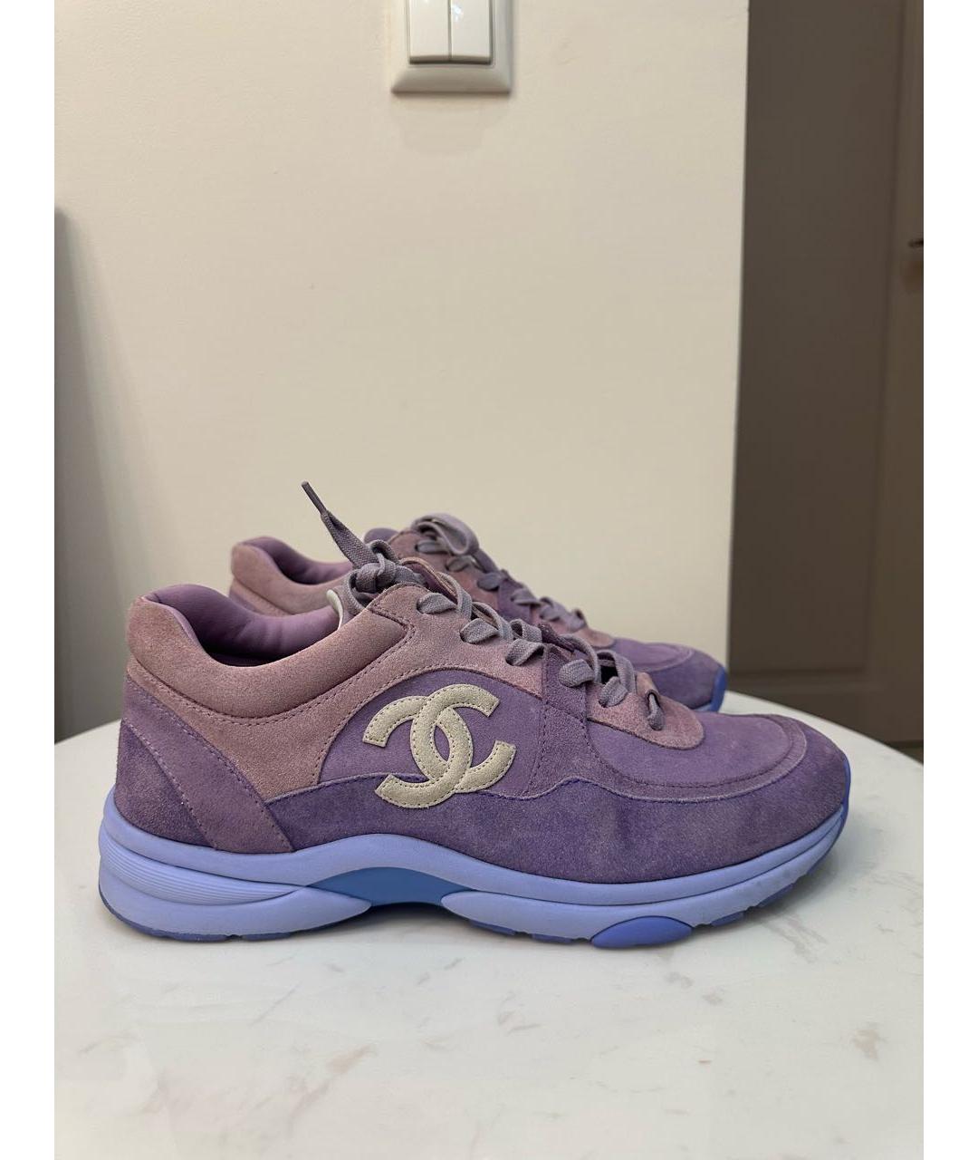 CHANEL PRE-OWNED Фиолетовые замшевые кроссовки, фото 5