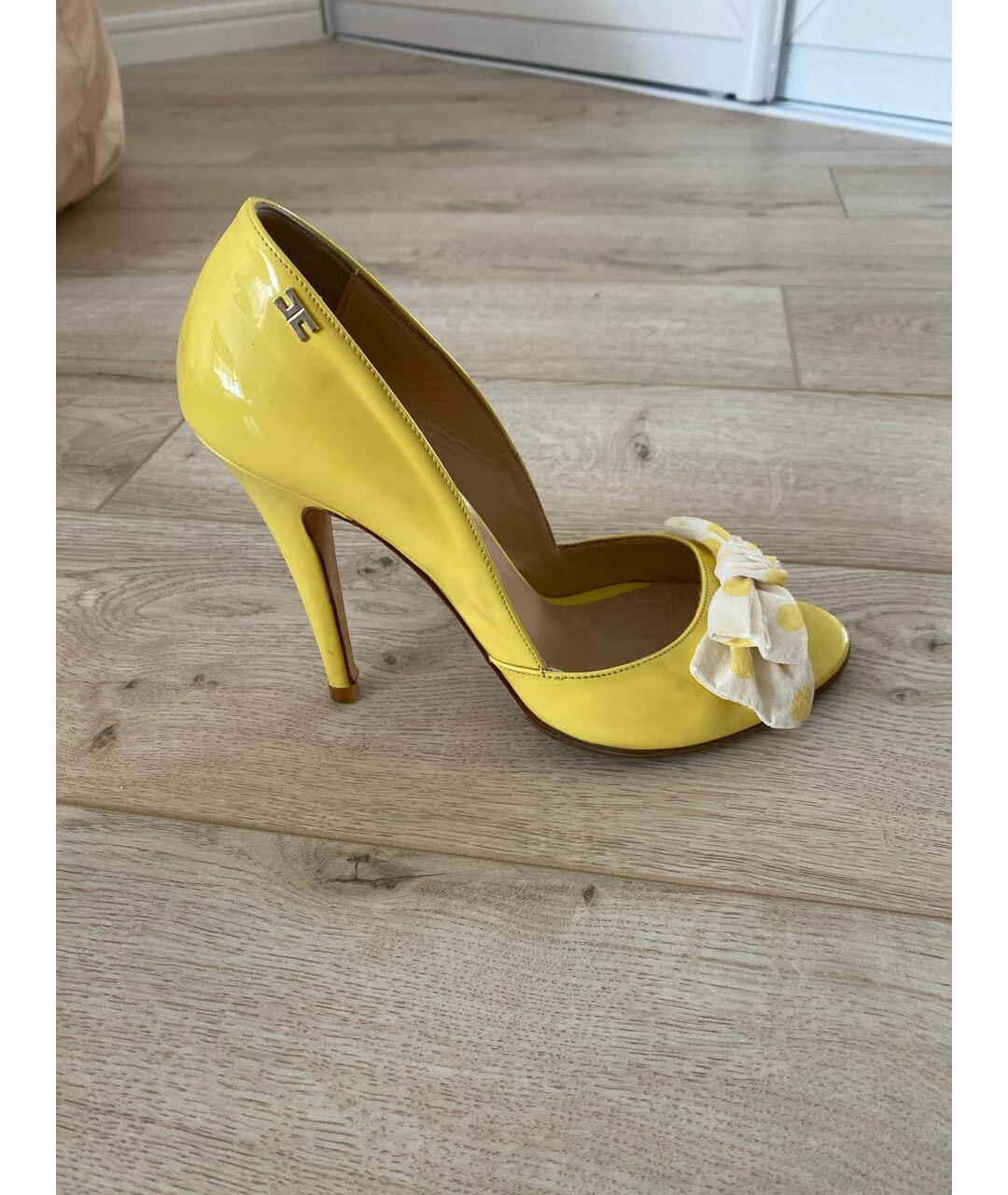 ELISABETTA FRANCHI Желтые кожаные туфли, фото 5