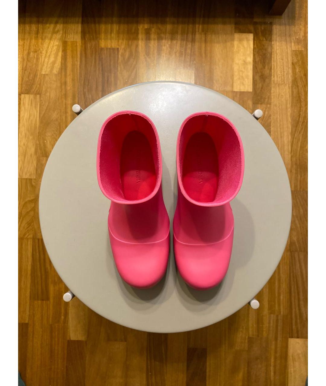 BOTTEGA VENETA Розовые резиновые ботинки, фото 4