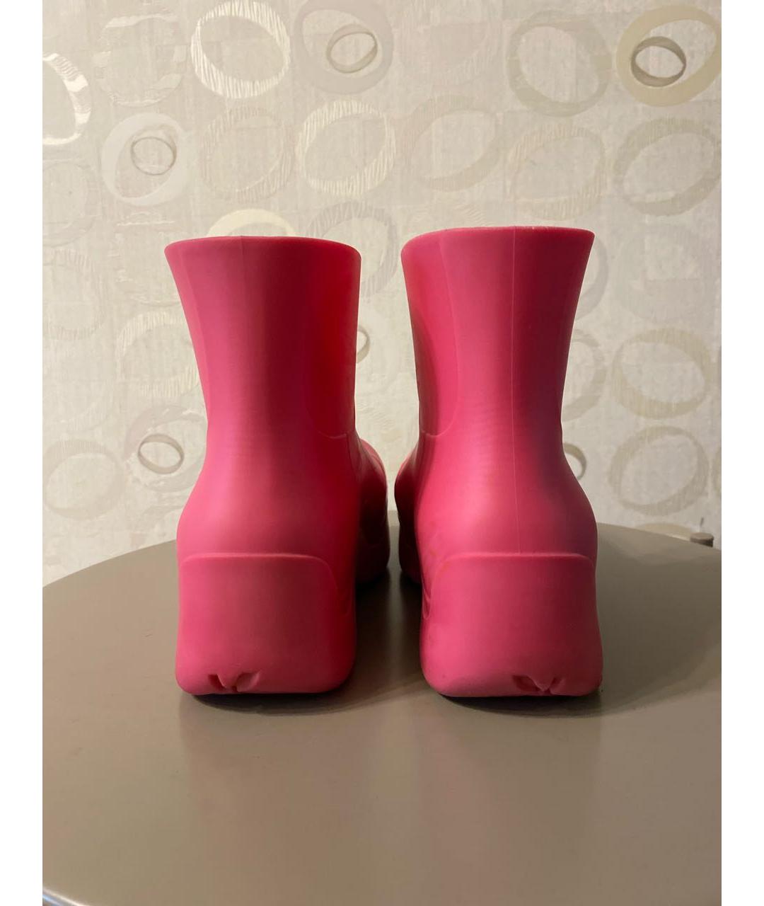 BOTTEGA VENETA Розовые резиновые ботинки, фото 5