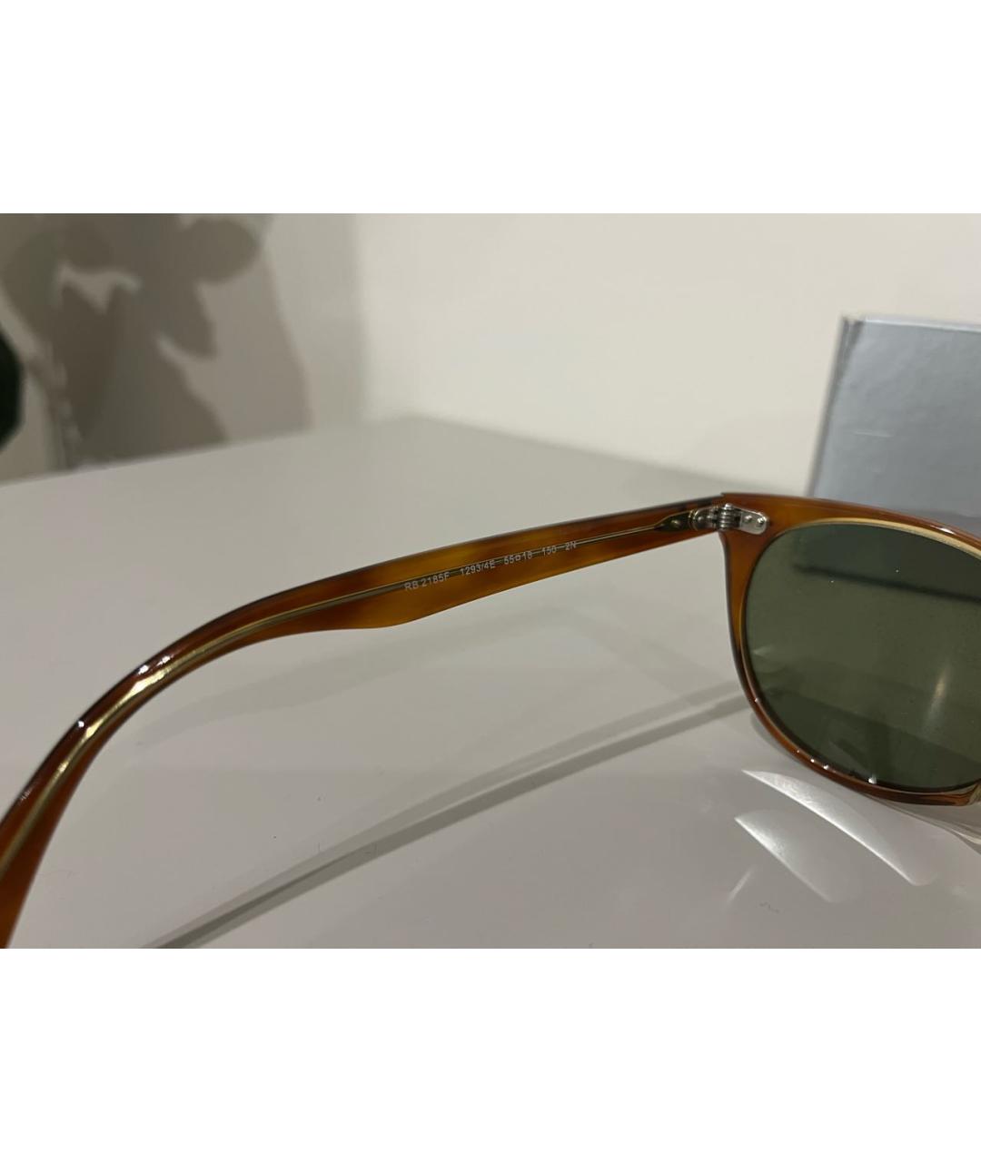 RAY BAN Коричневые пластиковые солнцезащитные очки, фото 3