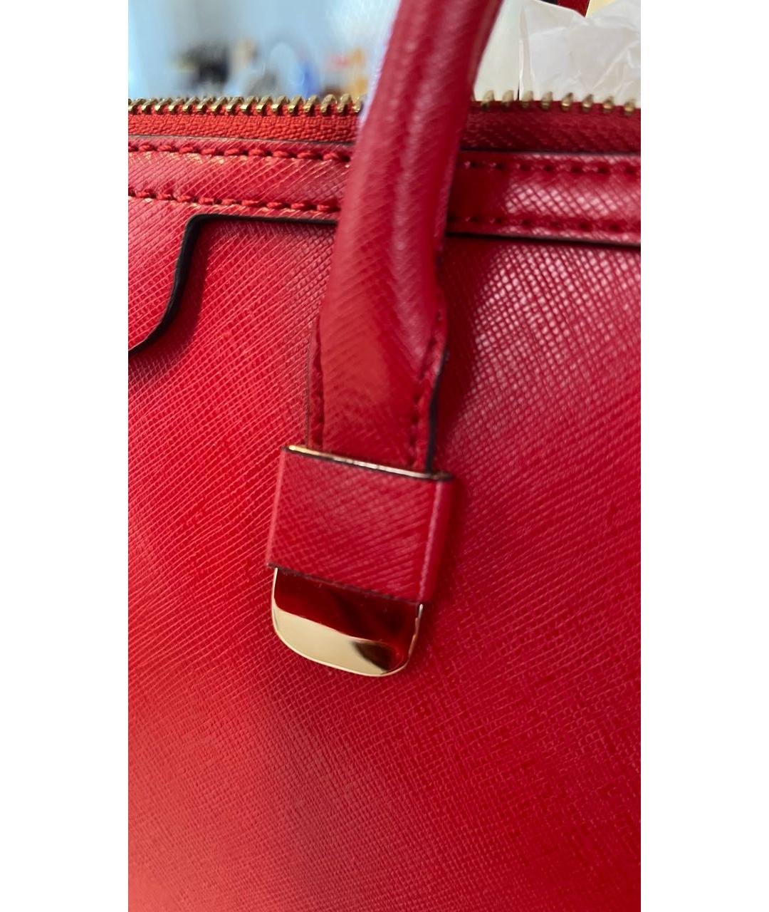 COCCINELLE Красная кожаная сумка с короткими ручками, фото 5