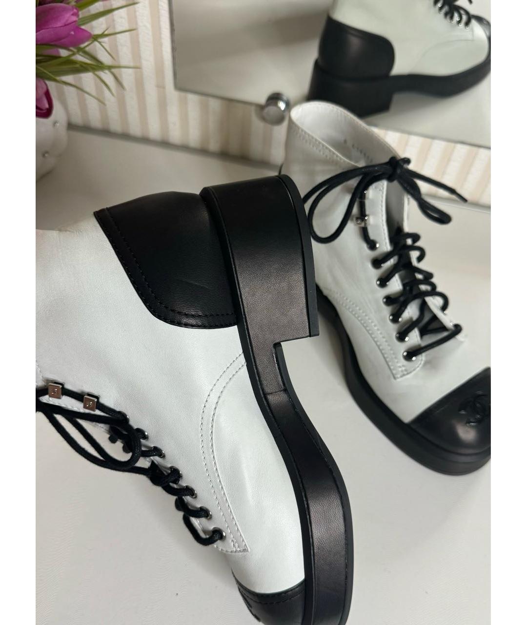 CHANEL PRE-OWNED Белые кожаные ботинки, фото 7