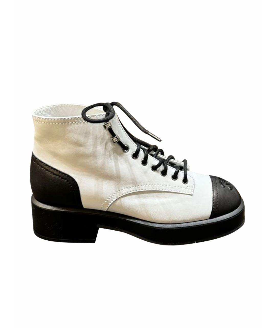 CHANEL PRE-OWNED Белые кожаные ботинки, фото 1