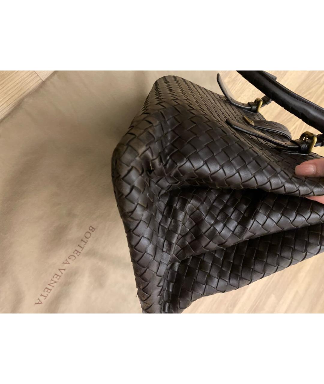 BOTTEGA VENETA Коричневая кожаная сумка с короткими ручками, фото 5