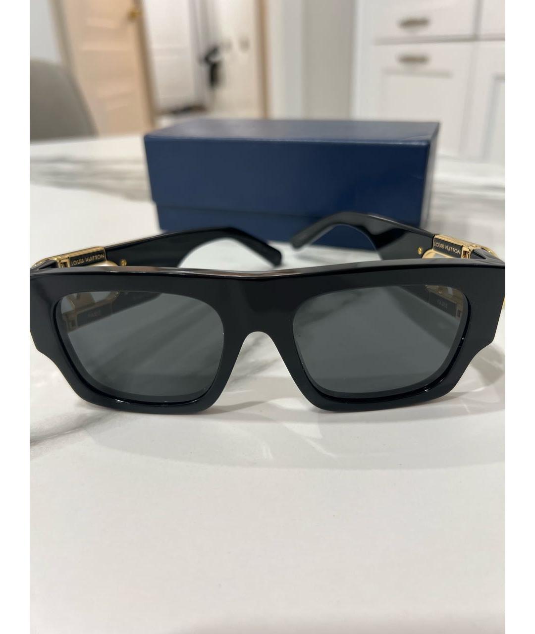 LOUIS VUITTON Черные пластиковые солнцезащитные очки, фото 4